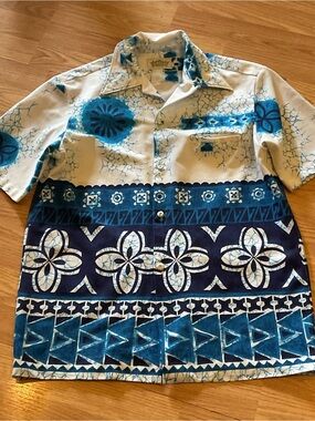VINTAGE 1960’ MENS XL HAWAIIAN SHIRT BY MALIHINI TIKKI ALONA BLUE FLORAL 44x29
